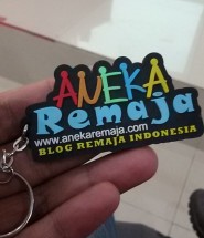 gantungan kunci karet aneka remaja